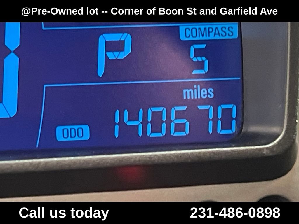 Used 2013 Red Chevrolet LT image 22