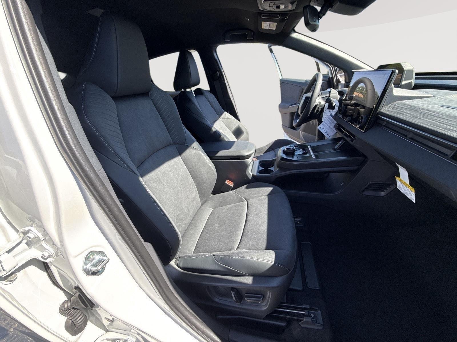 New 2026 Wind Chill Pearl <sup>1</sup> Toyota  XSE image 47