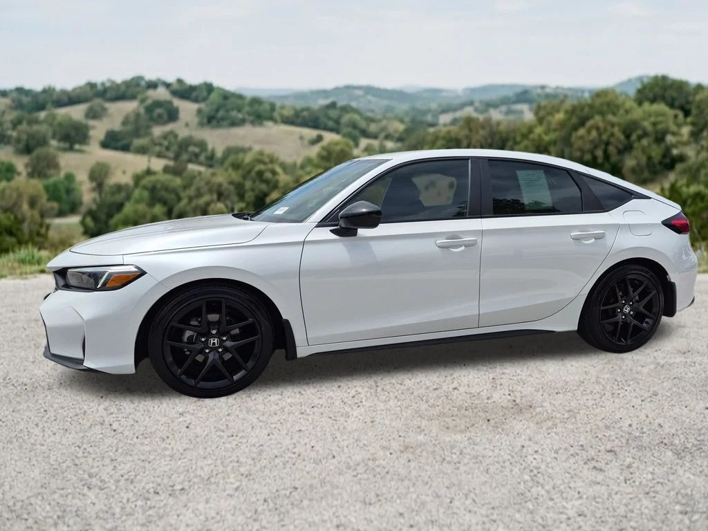 Used 2025 White Honda Sport image 4