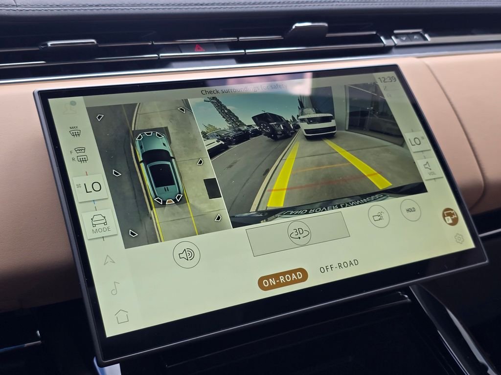 New 2026 Fuji White LAND ROVER SE image 23