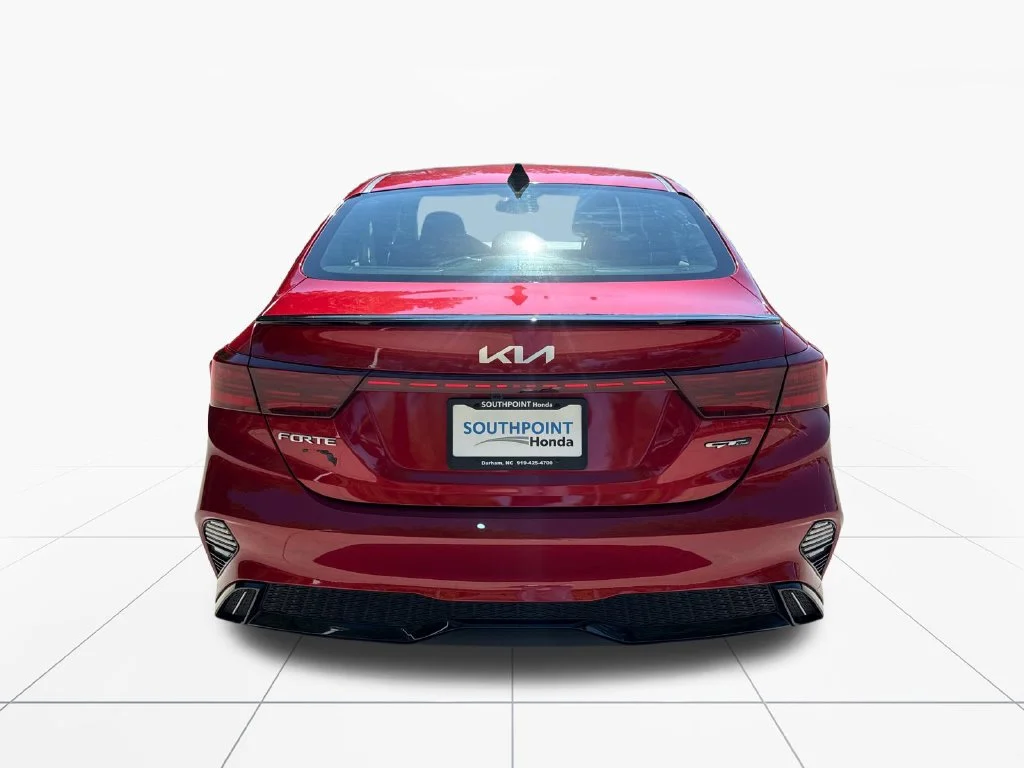Used 2024 Currant Red Kia GT-Line image 7