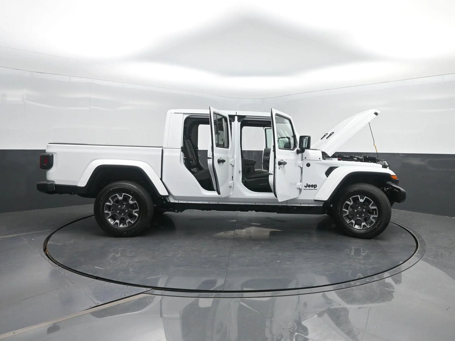 New 2026 Bright White Clear-Coat Exterior Paint Jeep Sahara image 46