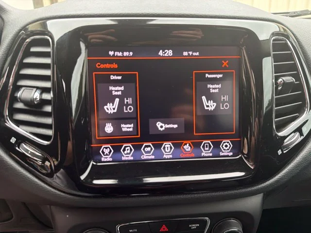 Used 2020 Gray Jeep Limited image 24