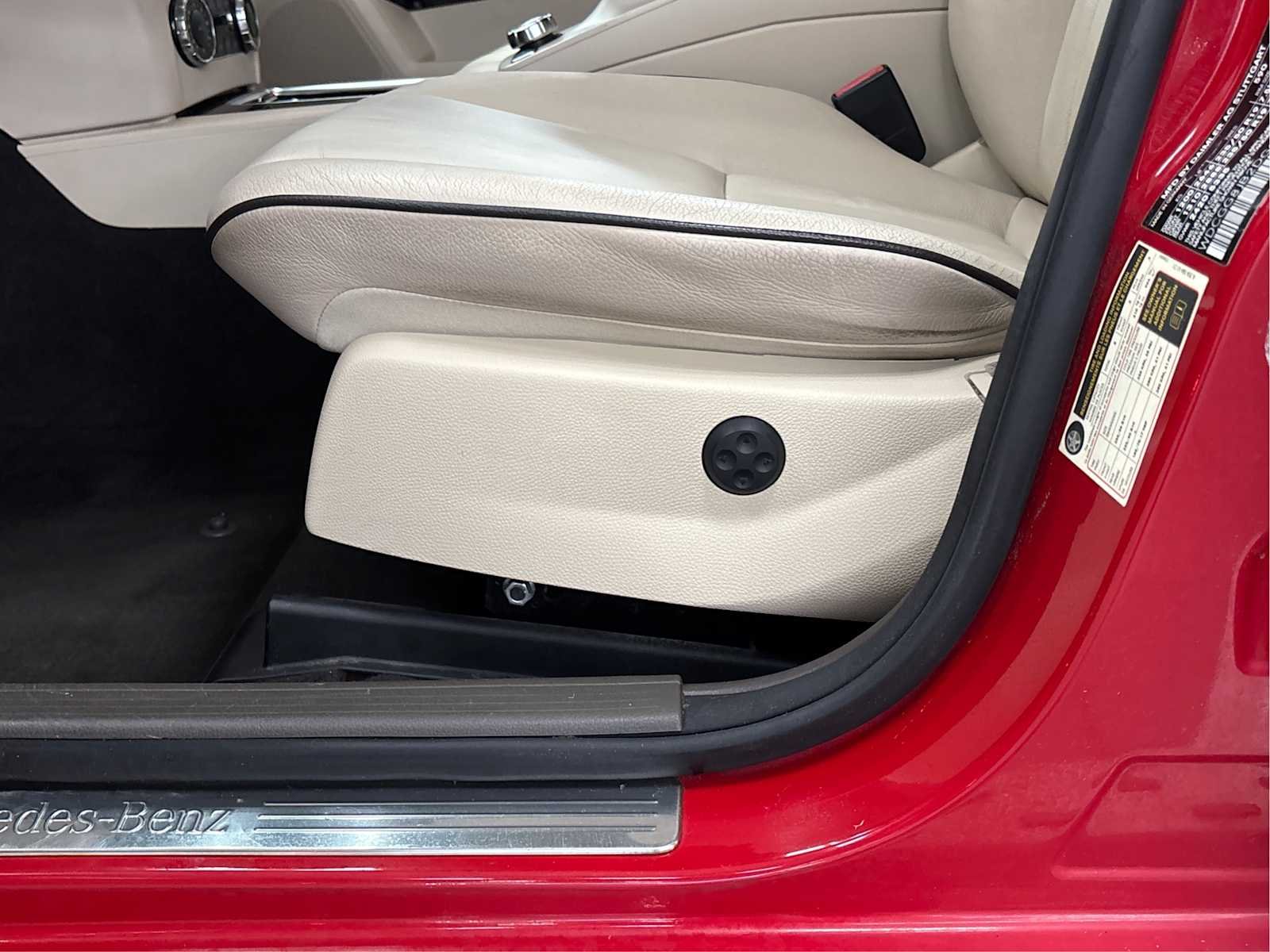 Used 2013 Mars Red Mercedes-Benz GLK 350 image 33