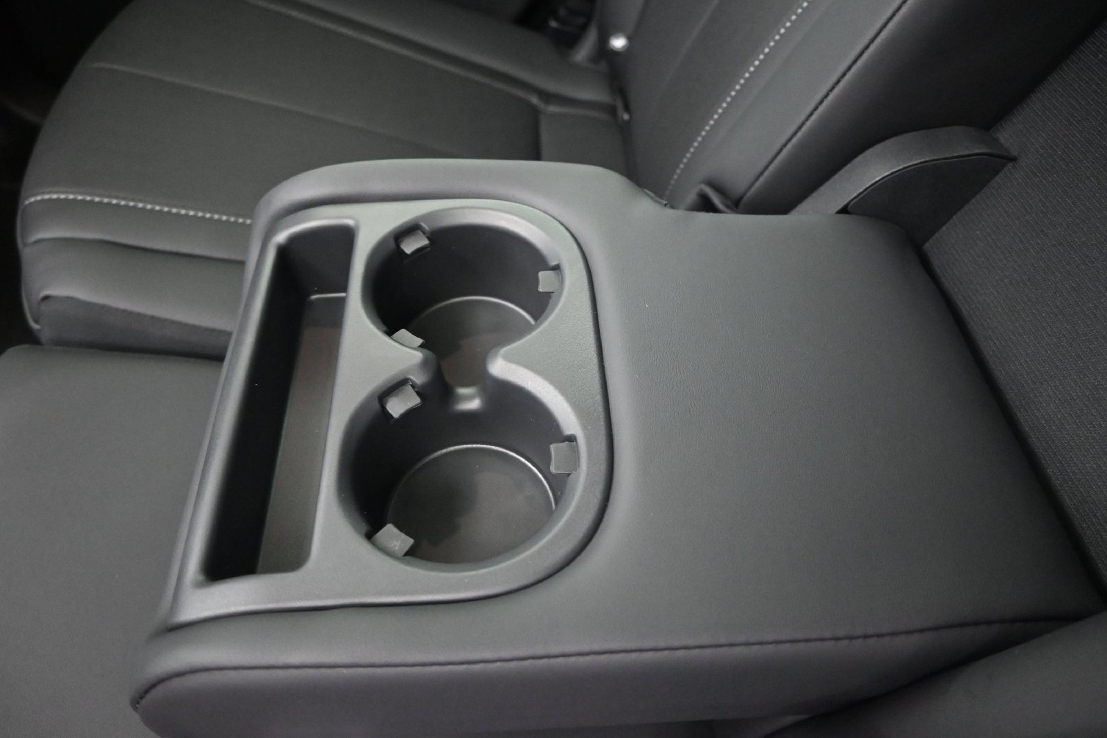 New 2027 MINERAL BLACK INFINITI Sport AWD image 17