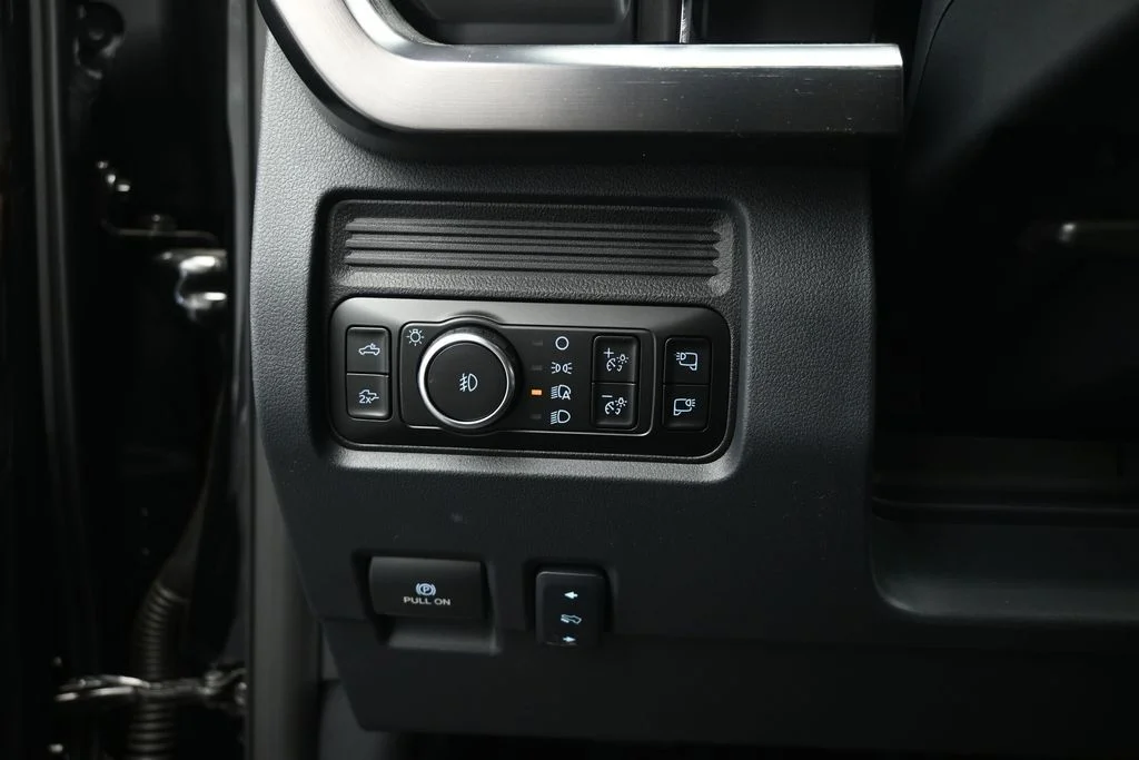 New 2026 Agate Black Metallic Ford Lariat image 11