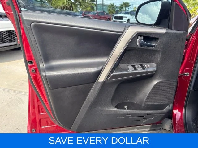 Used 2018 Red Toyota Adventure image 7