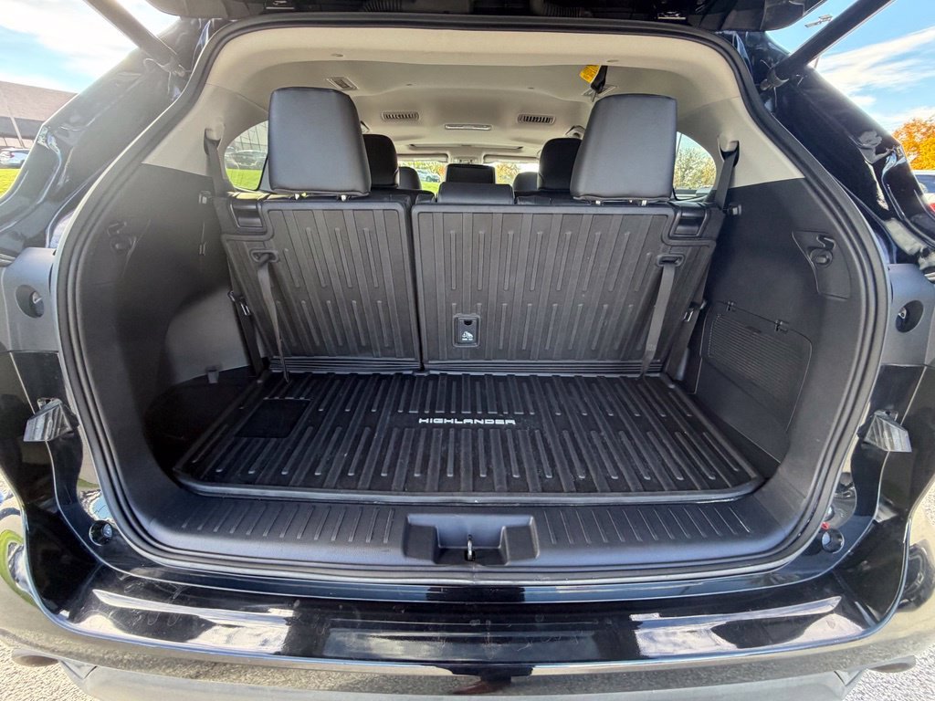 Used 2023 Black Toyota XLE image 41