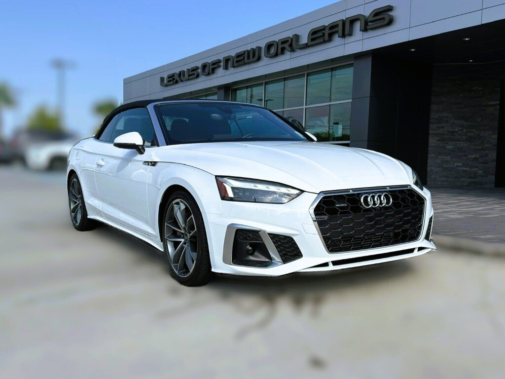 Used 2024 White Audi quattro Premium Plus 45 TFSI image 2