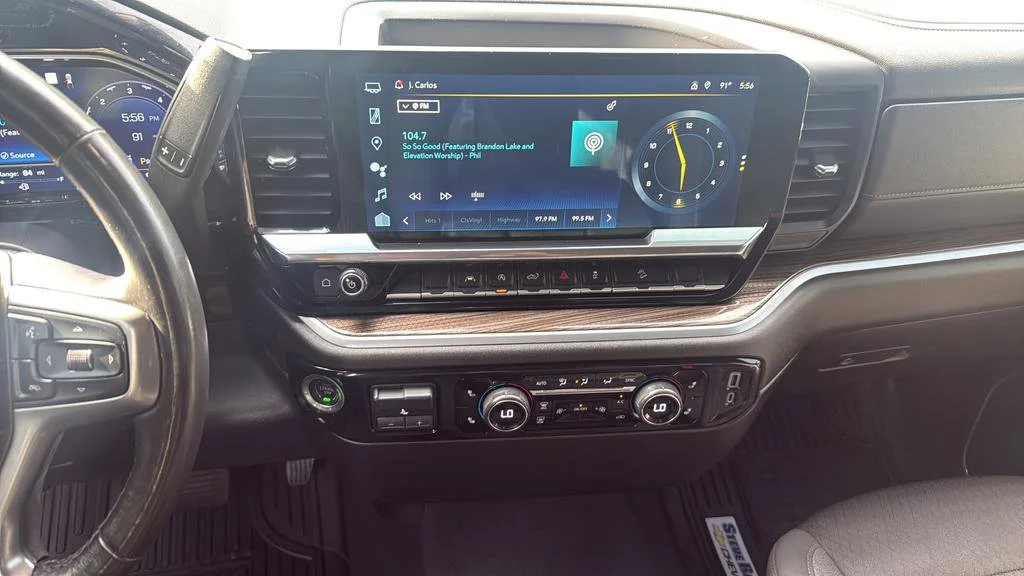 2022 Chevrolet Silverado 1500 LT - Photo 16