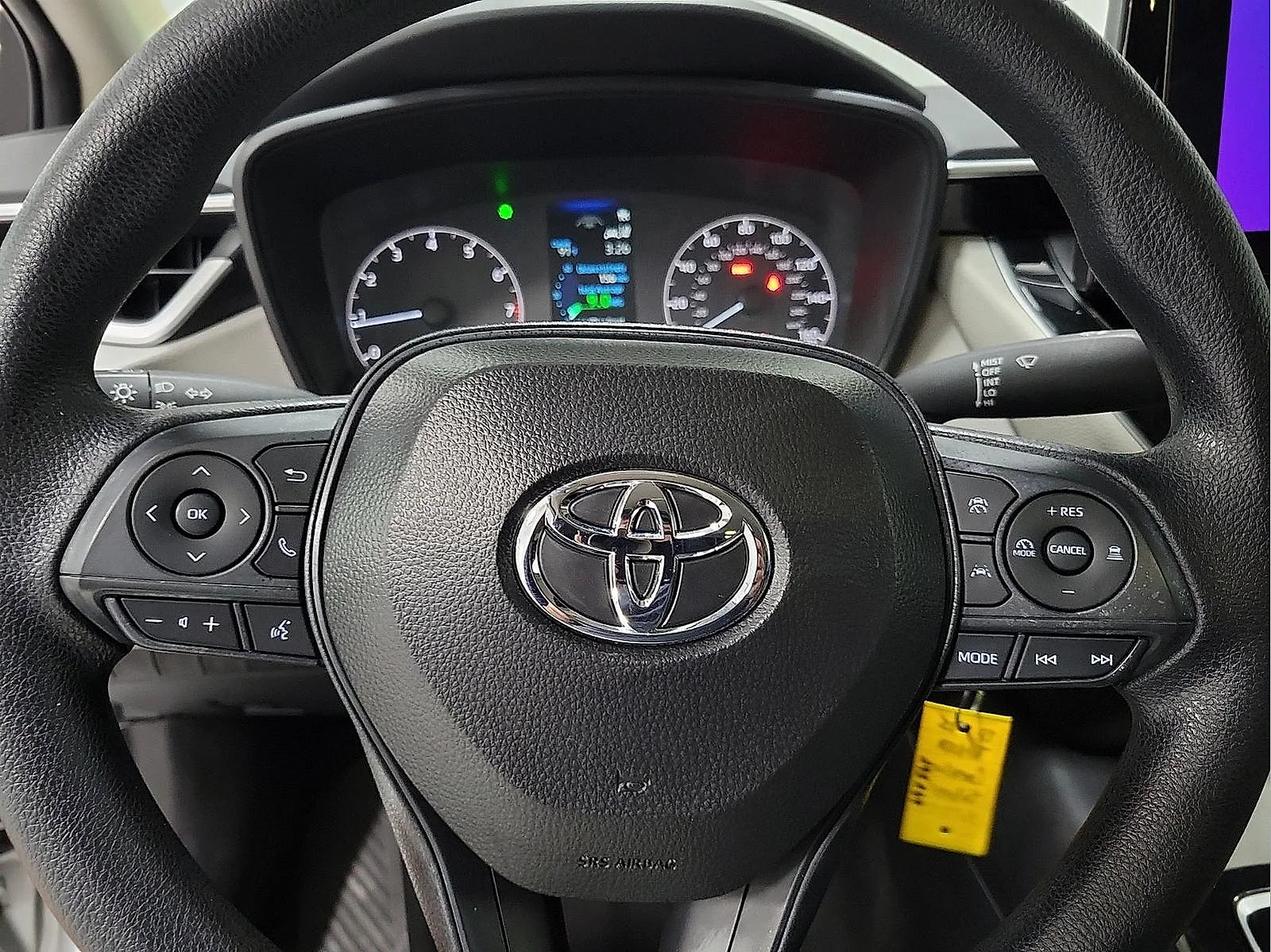 Certified Used 2025 Silver Toyota LE image 16