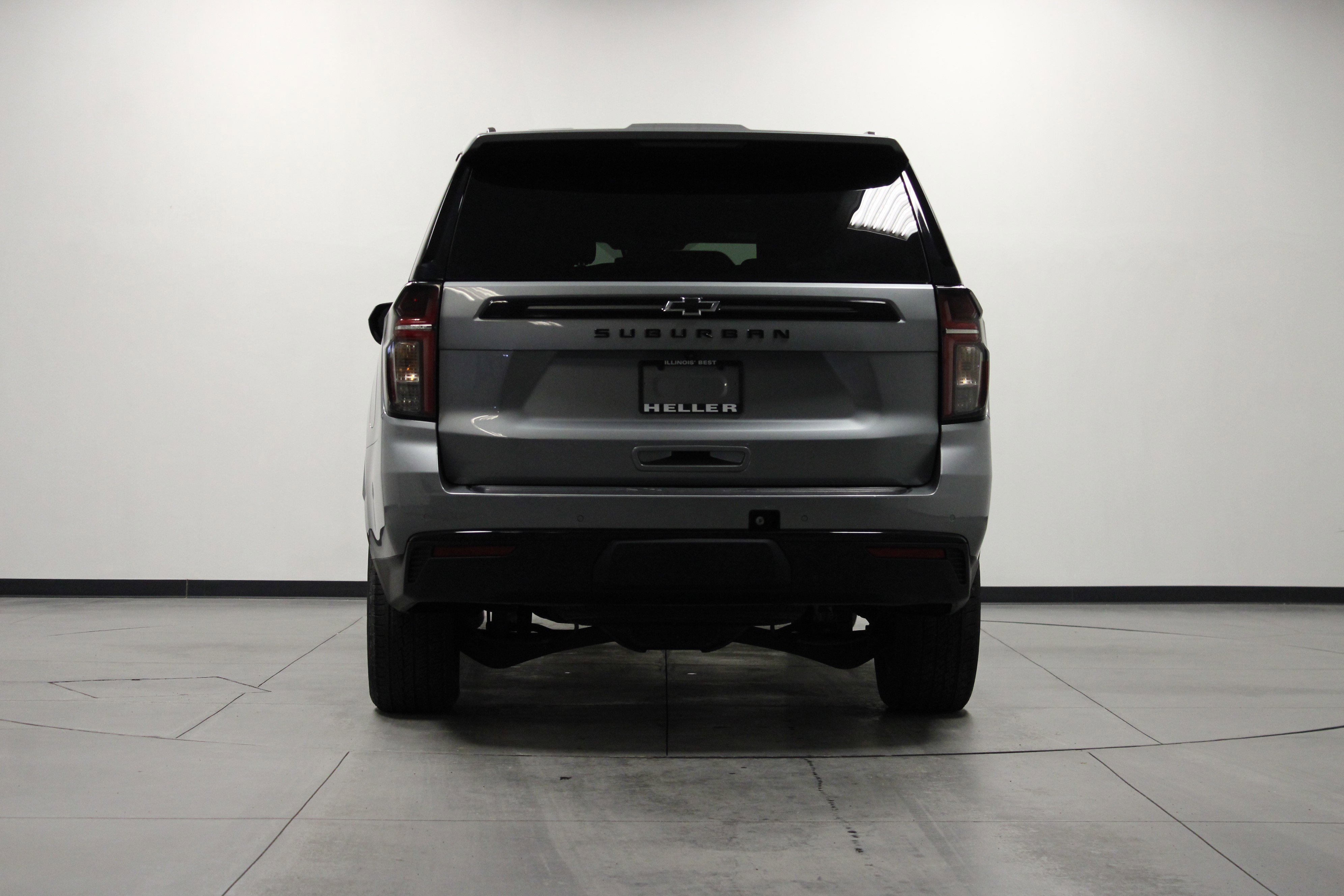 Used 2023 Sterling Gray Metallic Chevrolet Z71 image 5