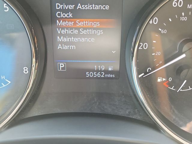 Used 2018 White Nissan SV image 24
