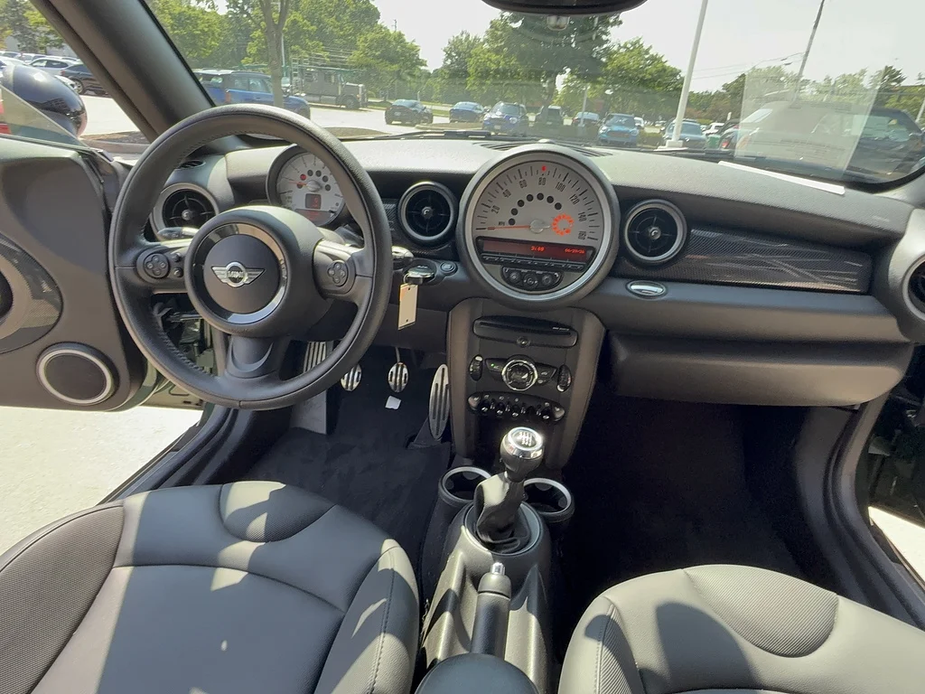 Used 2013 British Racing Green II Metallic MINI Cooper S image 6