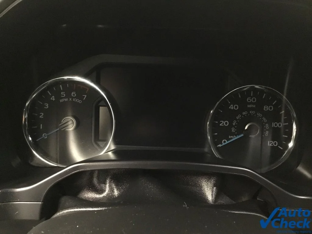 Used 2016 Red Ford Lariat image 43