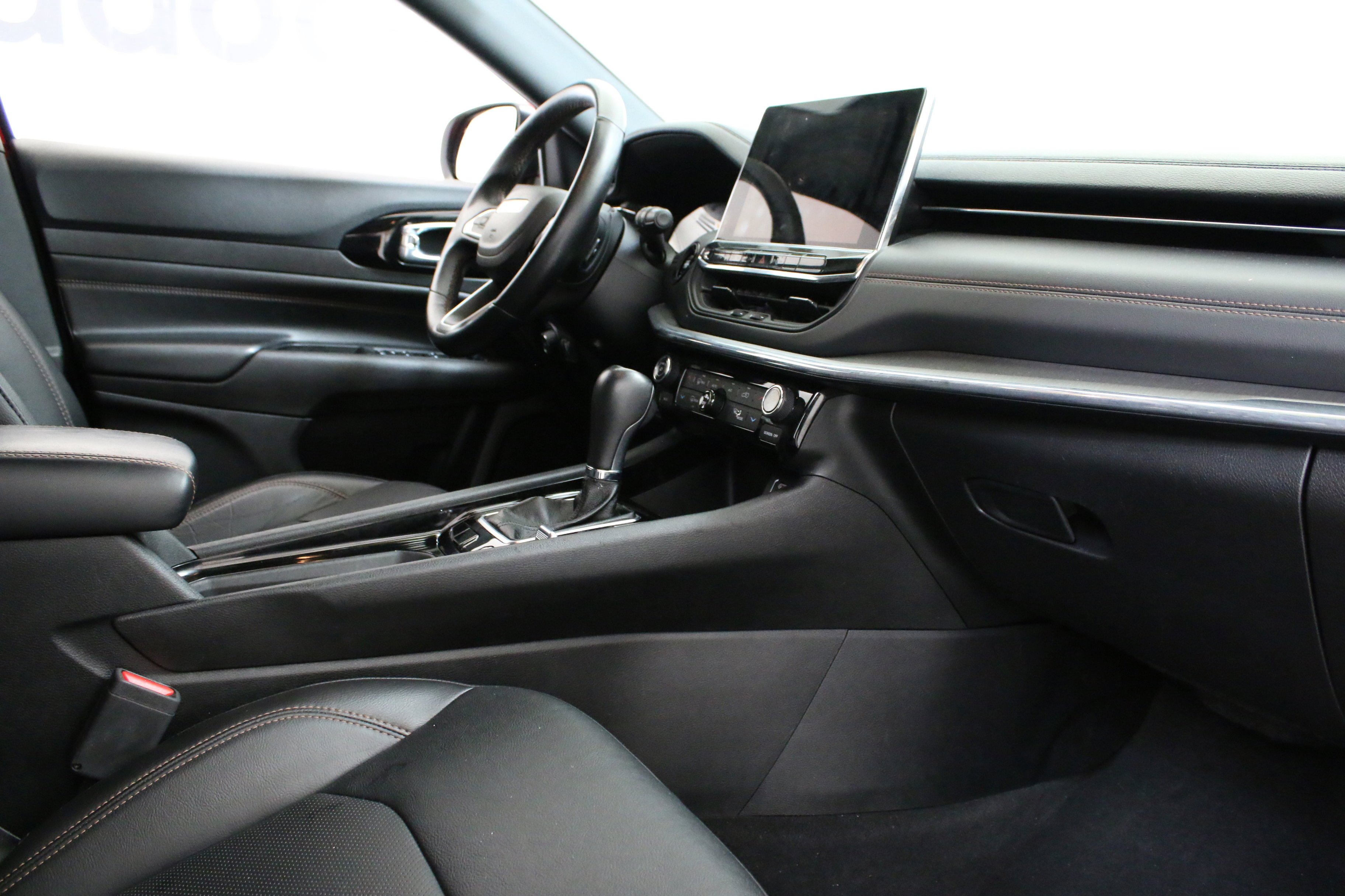 2022 Jeep Compass (RED) Edition - Photo 28