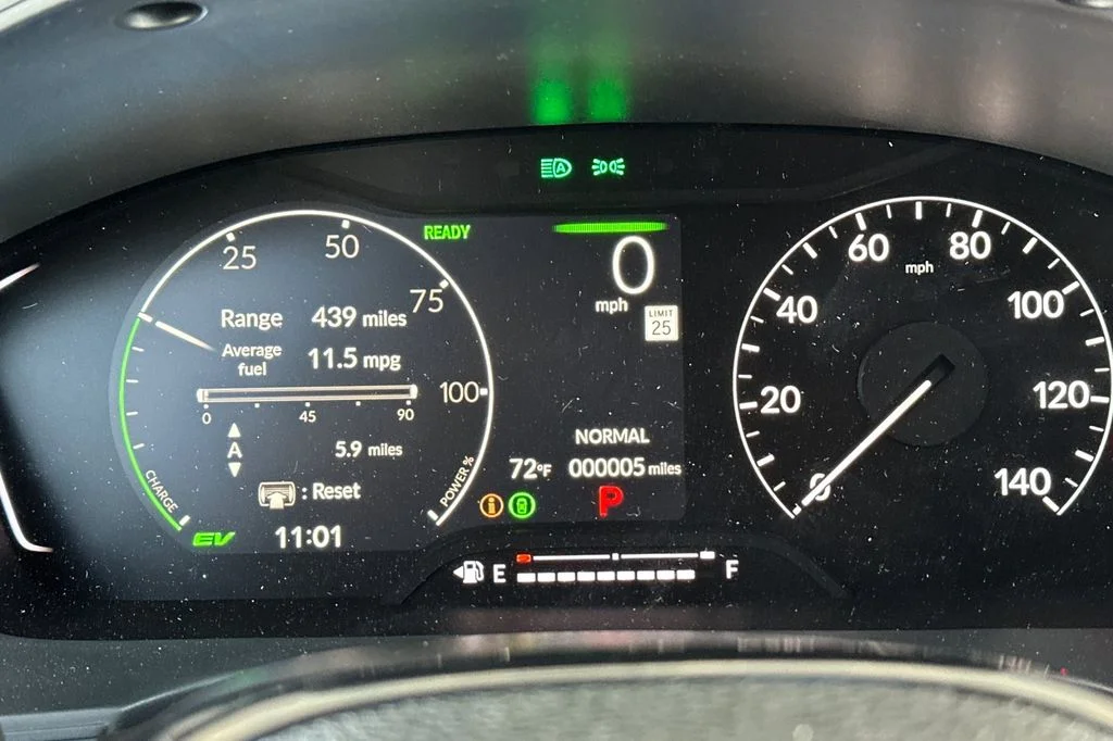 Used 2026 Solar Silver Metallic Honda Sport image 26