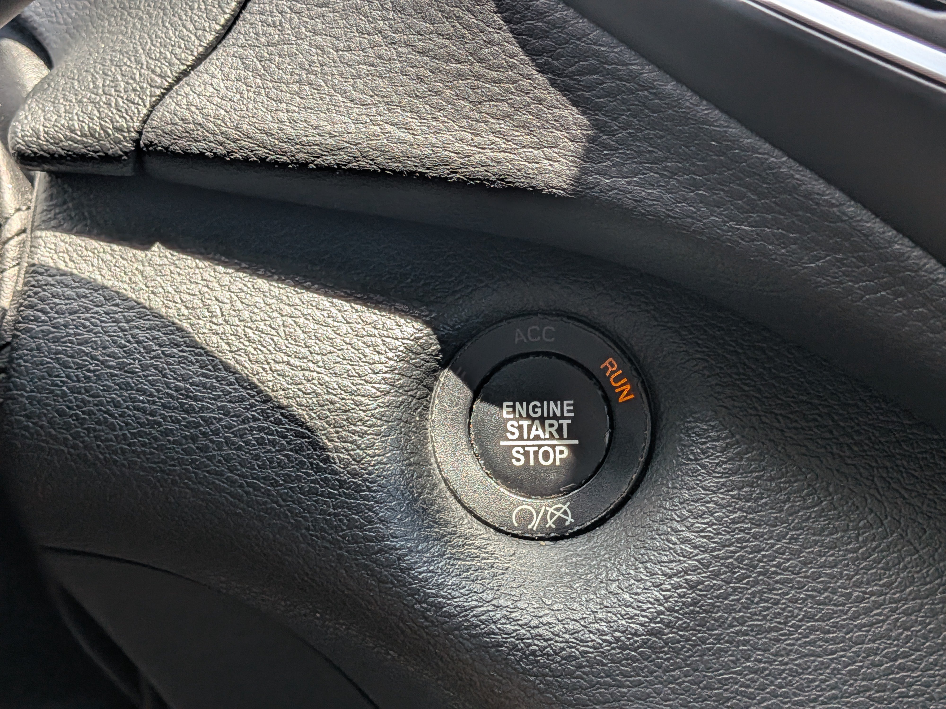 2019 Jeep Cherokee Latitude Plus - Photo 30
