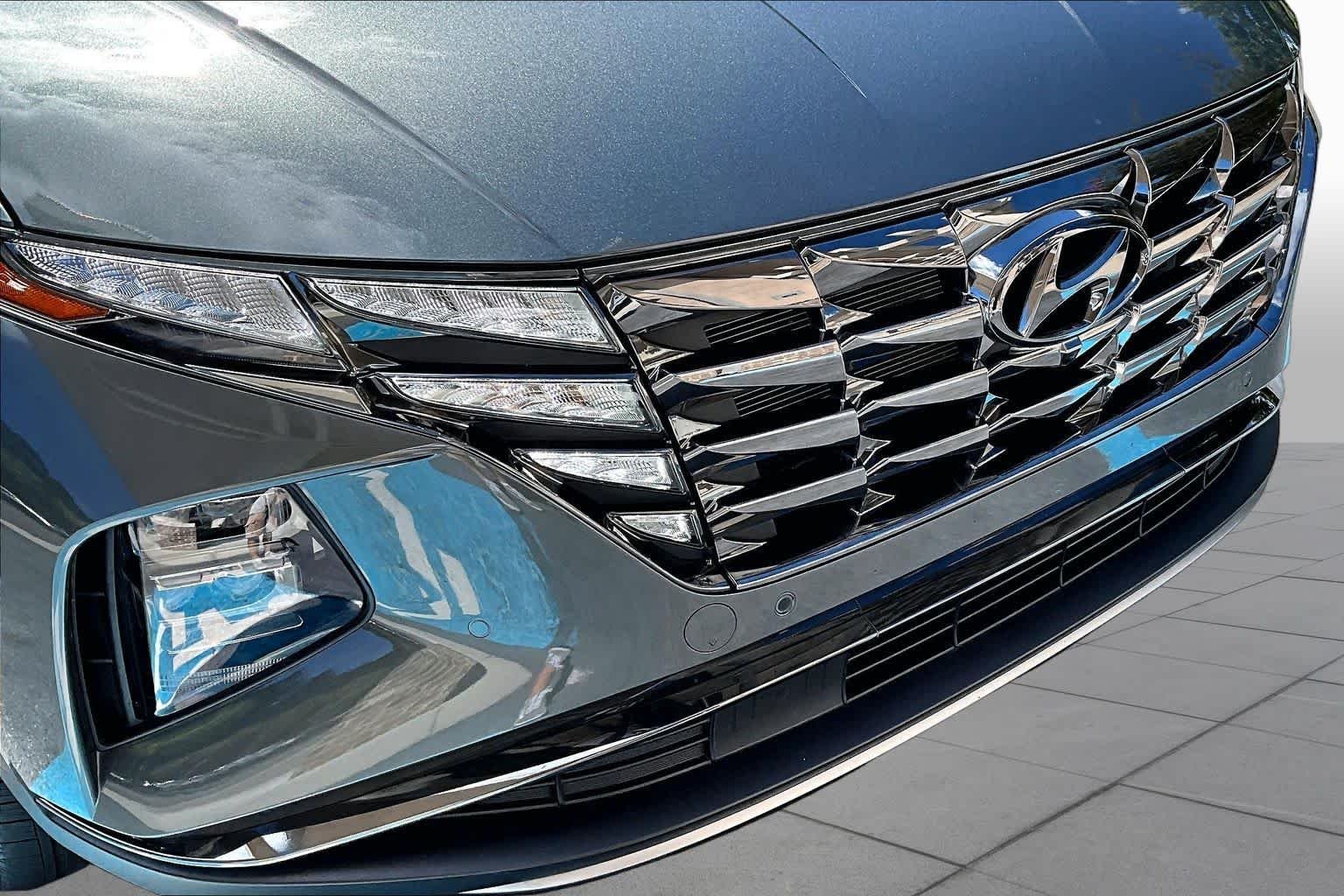 Used 2024 Amazon Gray Hyundai Limited image 30