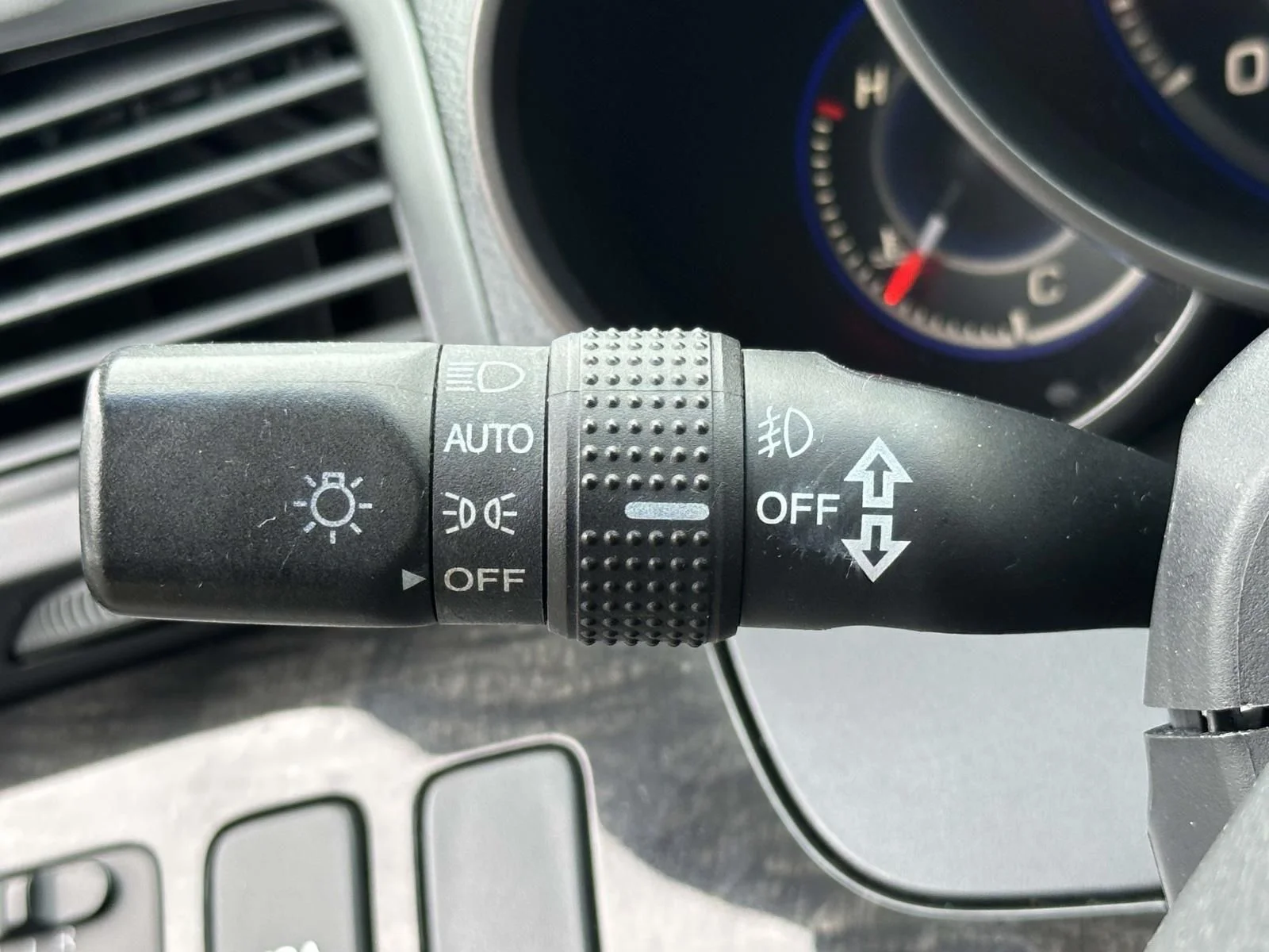 Used 2008  Acura Technology image 32