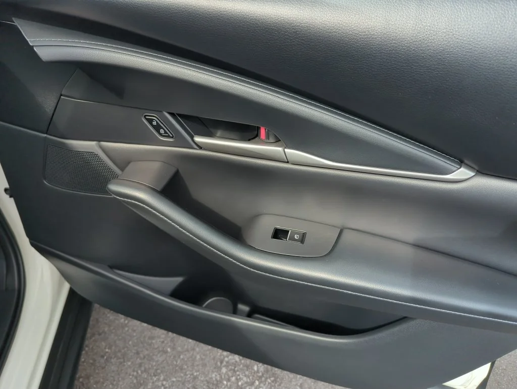 Used 2023 White Mazda 2.5 S Select Package image 33
