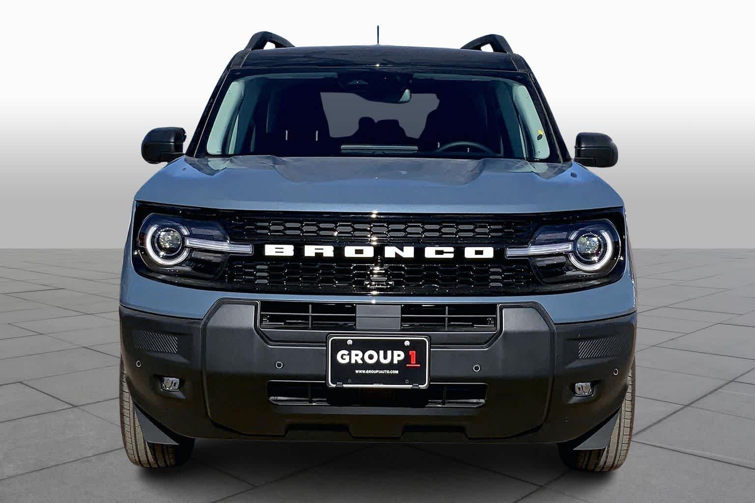 New 2025 Azure Gray Metallic Tri-Coat Ford Outer Banks® image 3