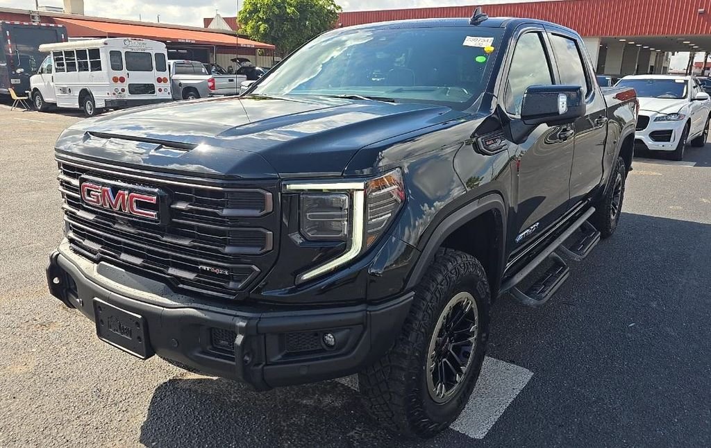 2025 GMC Sierra 4WD Crew Cab Short Box AT4X's photo