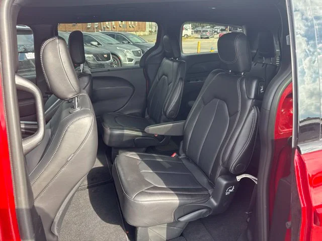 2026 Chrysler Pacifica Select - Photo 7