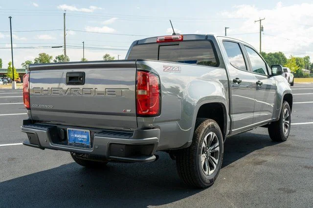 Used 2021 Gray Chevrolet Z71 image 6