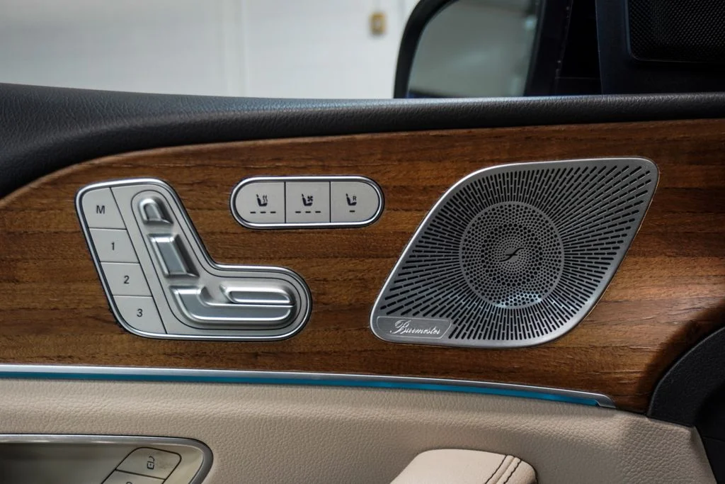 Used 2020 Blue Mercedes-Benz GLS 450 image 18
