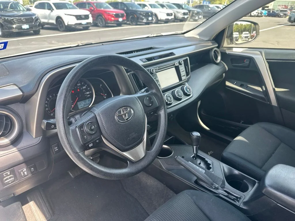 Used 2015 White Toyota LE image 7