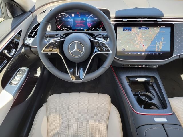 2025 Mercedes-Benz E-Class E350 - Photo 13