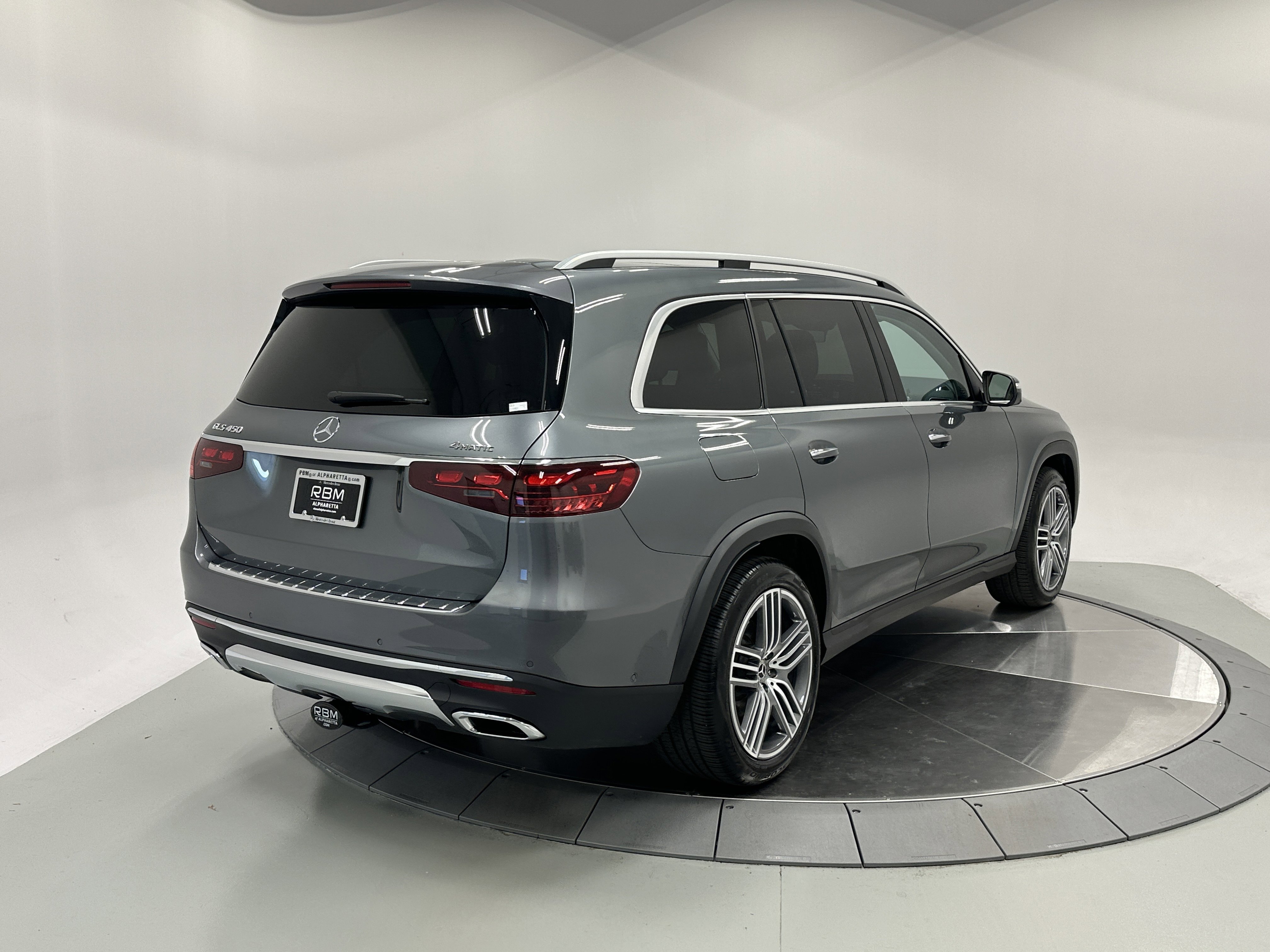 Certified Used 2024 Gray Mercedes-Benz GLS 450 image 8