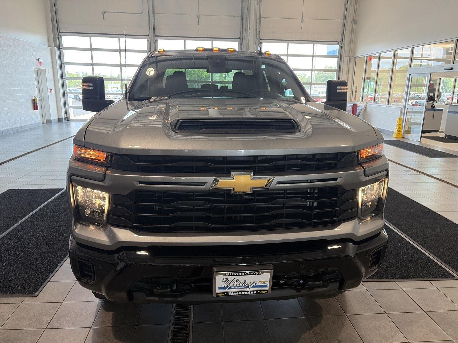 2026 Chevrolet Silverado 2500 HD Custom - Photo 12