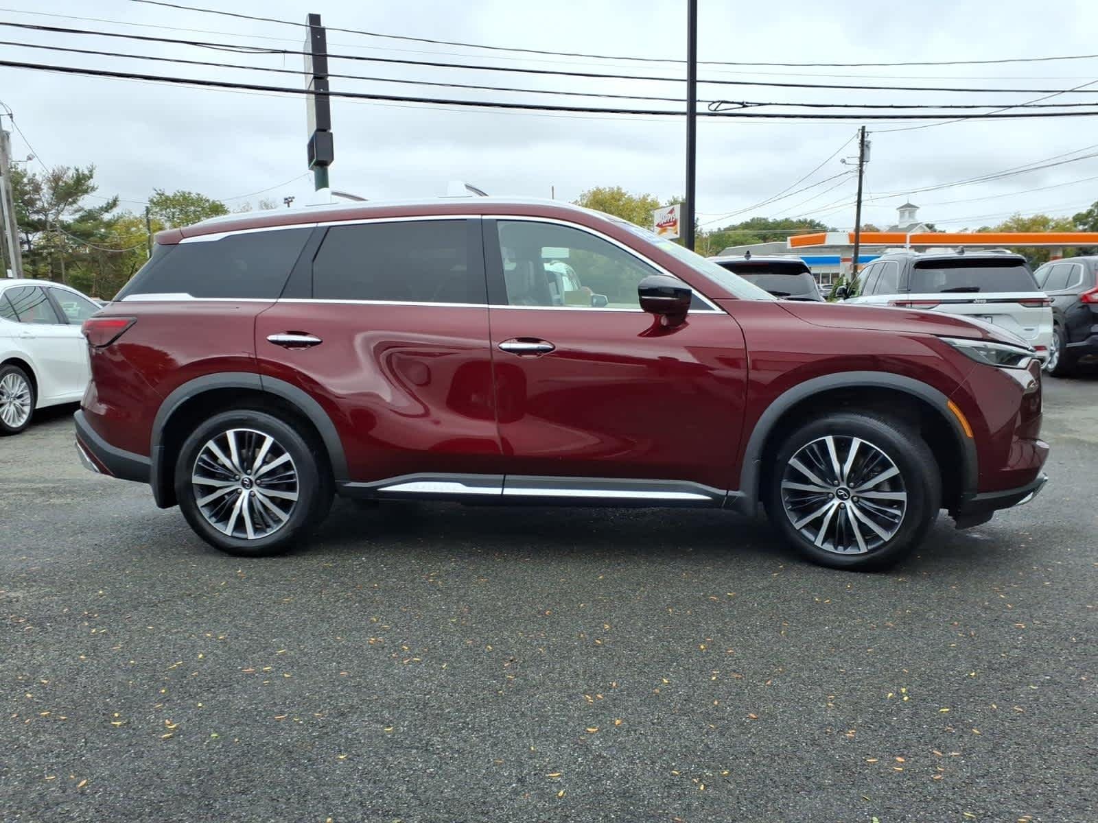 Certified Used 2022 Deep Bordeaux INFINITI SENSORY image 4