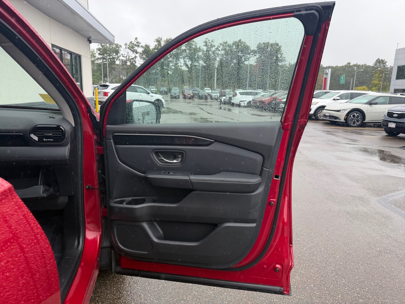 Certified Used 2024 Radiant Red Metallic II Honda AWD ELITE image 33