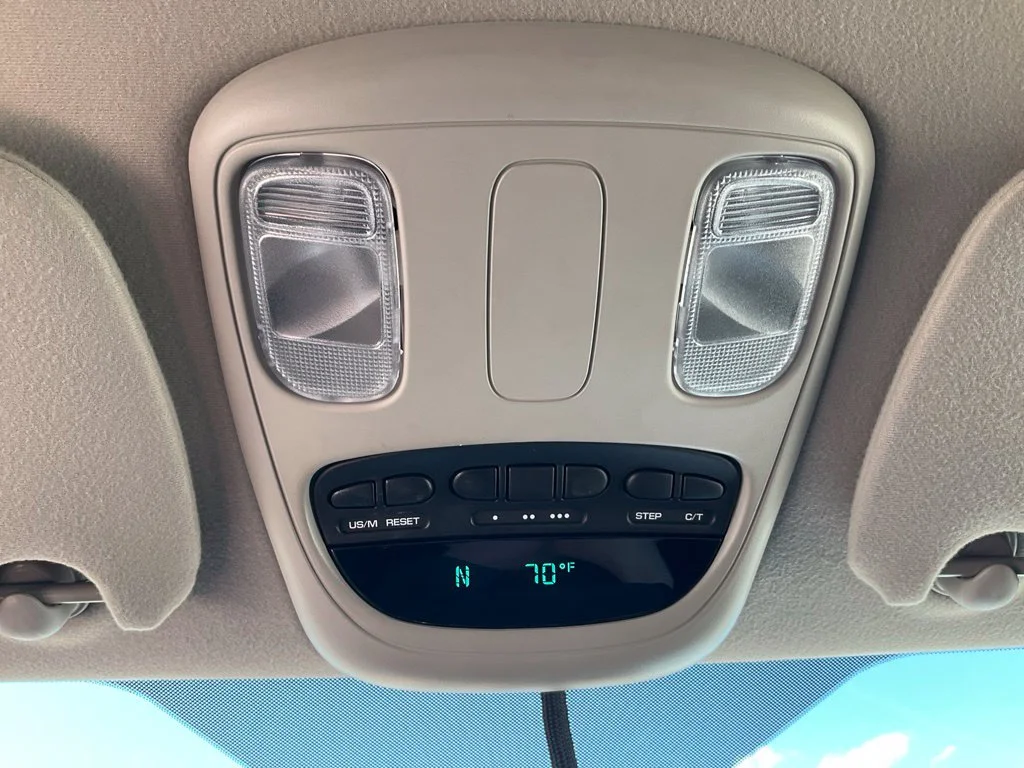Used 2005 Red Dodge SRT10 image 17