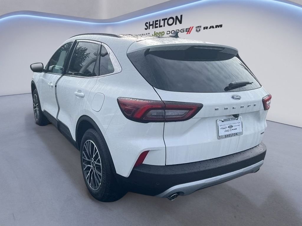 New 2025 Star White Metallic Tri-coat Ford Plug-in Hybrid image 7