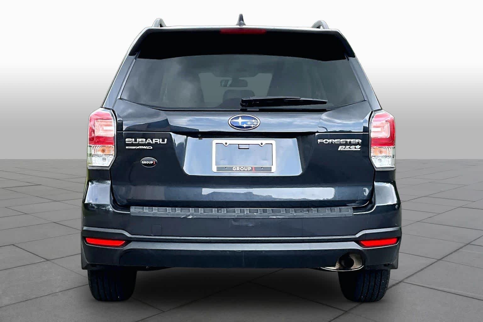 Used 2017 Dark Gray Metallic Subaru Premium image 5