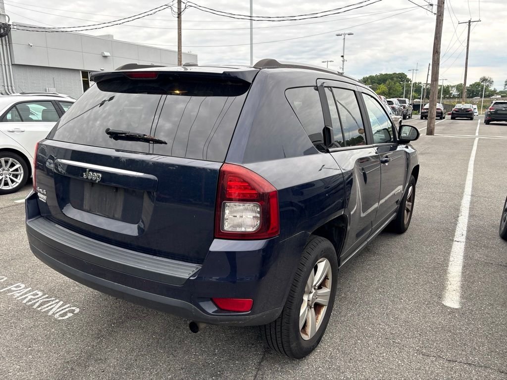 Used 2016 Blue Jeep Sport image 9