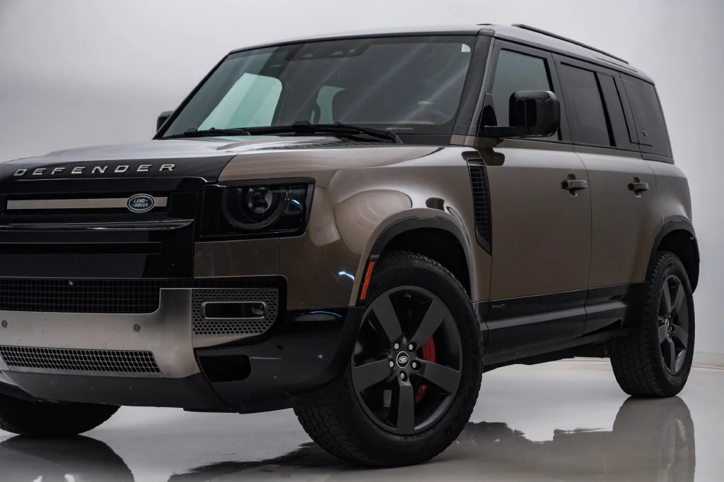 Used 2021 Gondwana Stone Metallic Land Rover X image 2