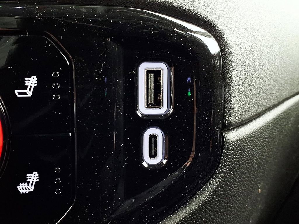 New 2026 Summit White GMC Elevation image 24