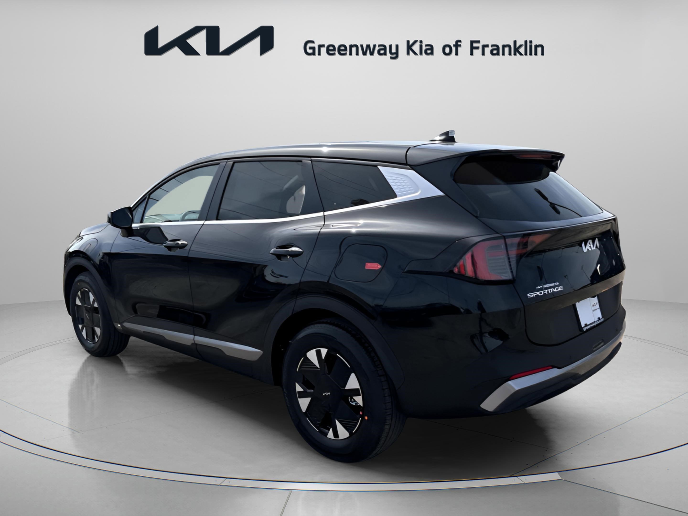 New 2026 Fusion Black Kia LX image 5
