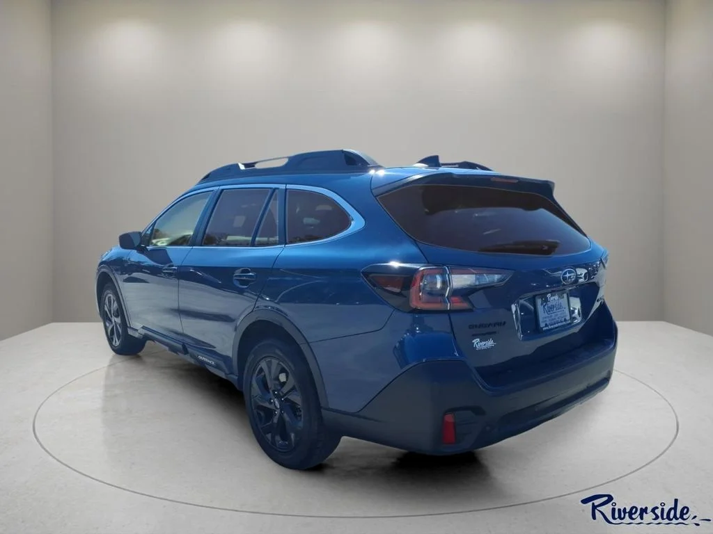 Used 2022 Blue Subaru Onyx Edition XT image 4