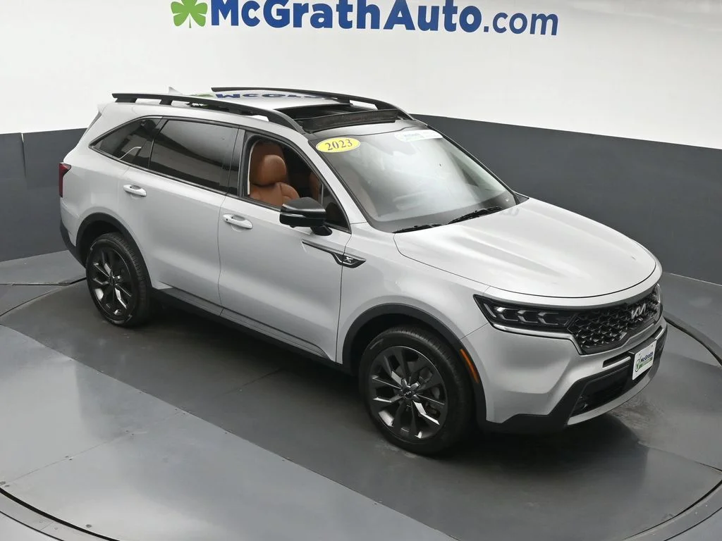 Used 2023 Gray Kia X-Line SX Prestige image 3