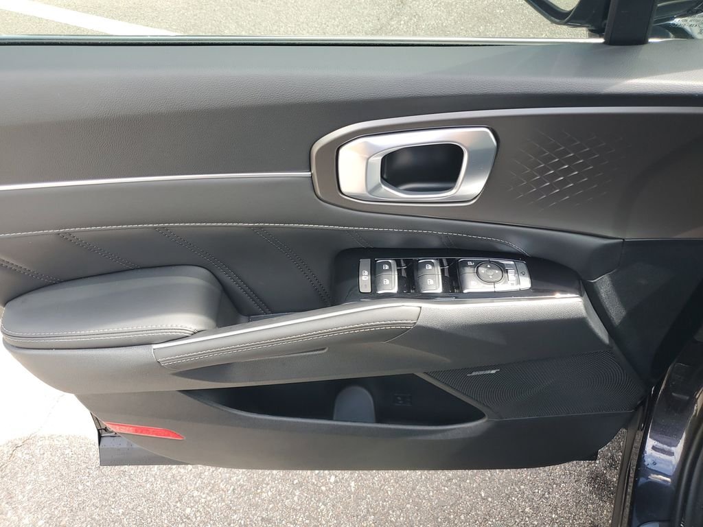 2026 Kia Sorento SX - Photo 25