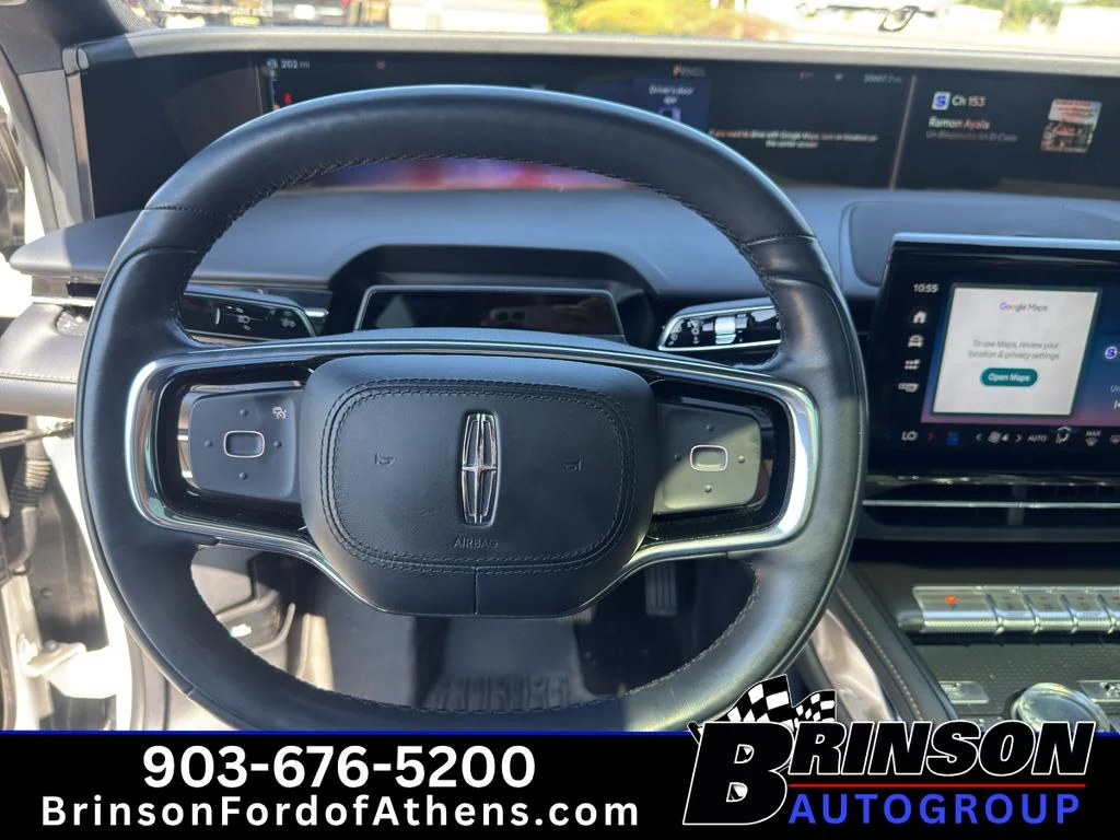 Used 2024 White Platinum Tri-Coat Metallic Lincoln Premiere image 26