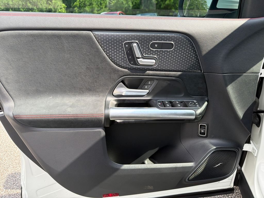 2025 Mercedes-Benz GLA GLA35 AMG - Photo 36