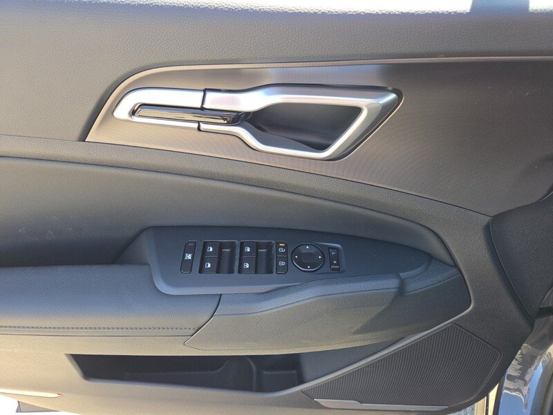 New 2026 Gravity Gray Kia EX image 9