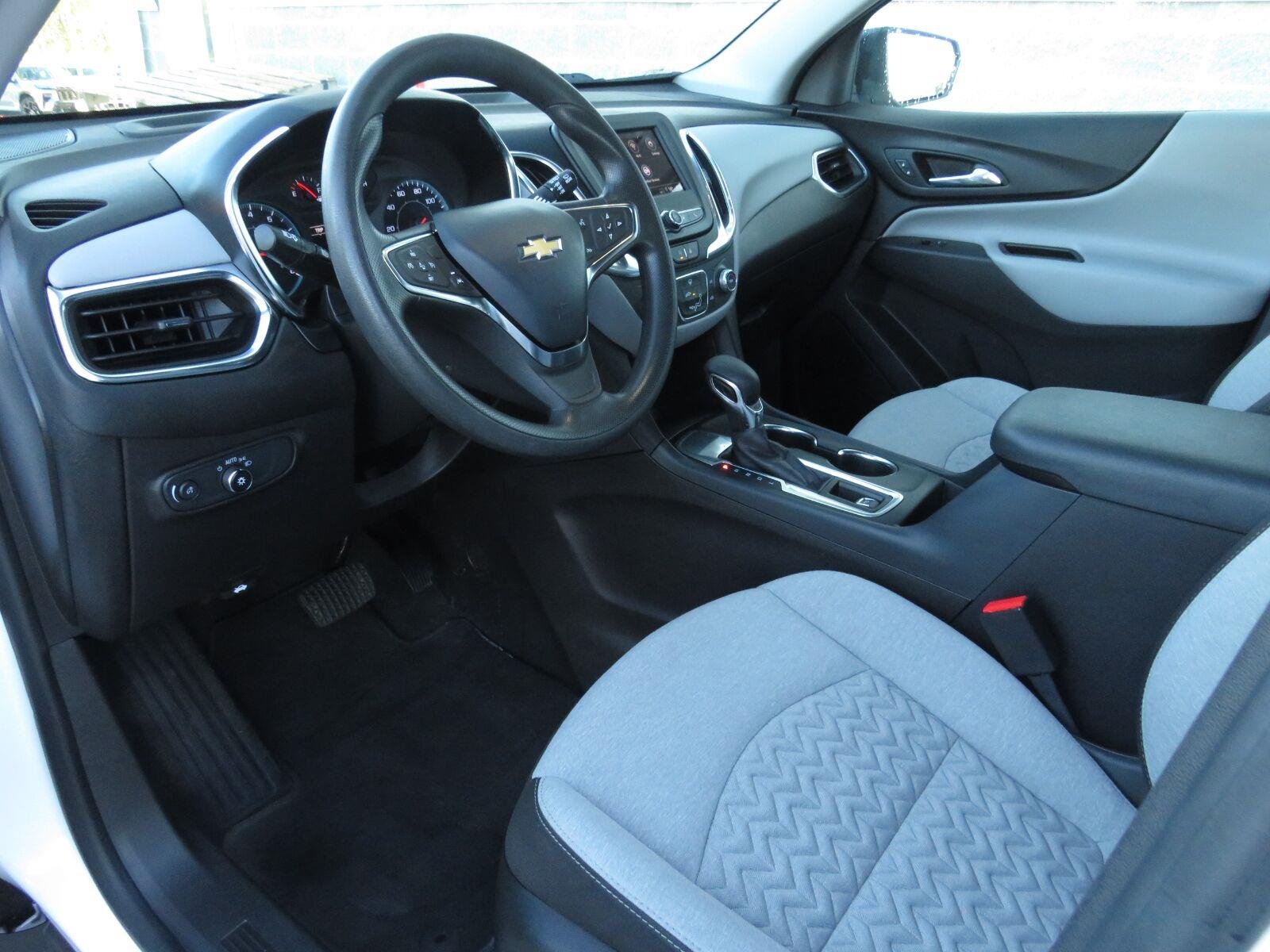 Used 2024 Summit White Chevrolet LS image 21